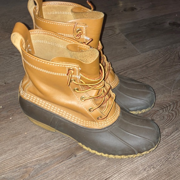 LL Bean boots barely worn they are size 11 in men’s great condition. - Picture 4 of 4